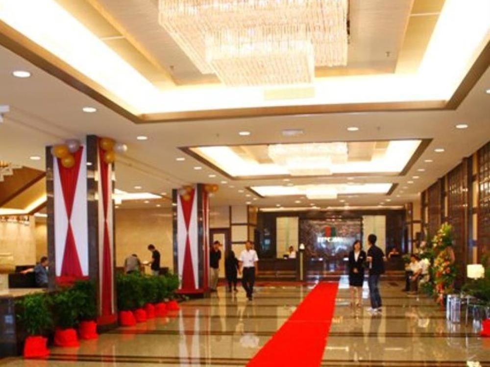 Imperial Palace Hotel Miri Exterior foto